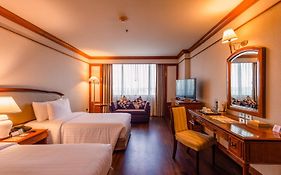 โรงแรม เดอะทวิน โลตัส